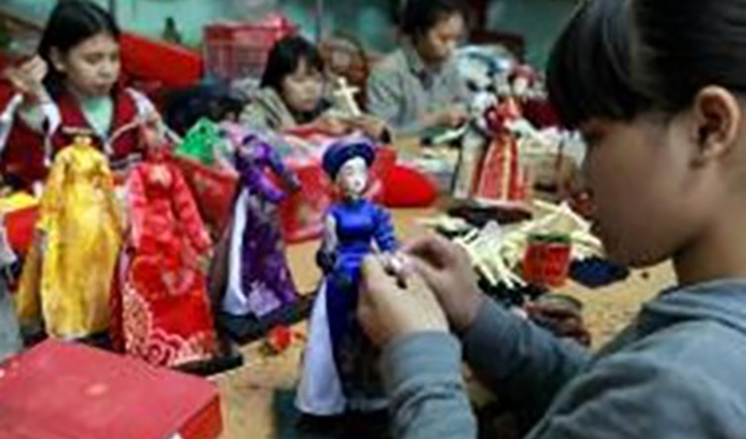 Inauguration d’un espace des poupées vietnamiennes dans un musée indien