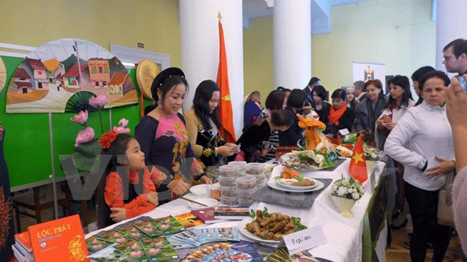 Le Viet Nam au 3e Festival de la culture et de la gastronomie asiatiques à Kiev