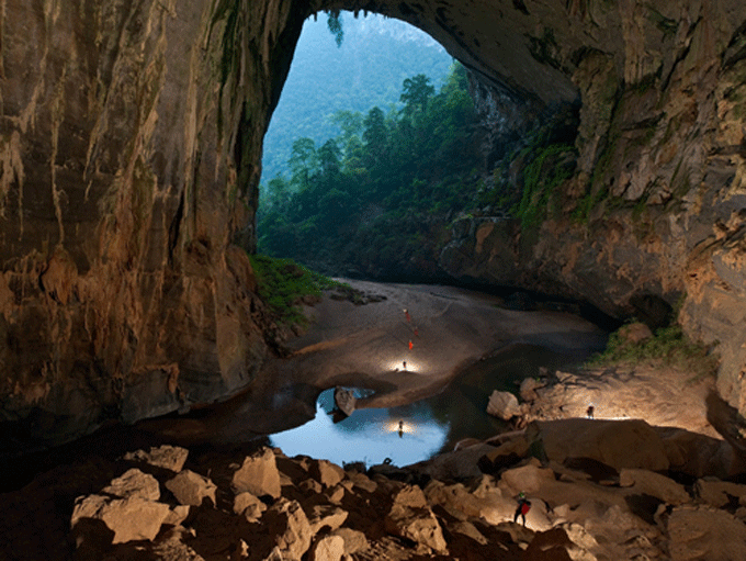 Semaine de la découverte de la beauté des grottes de Quang Binh 