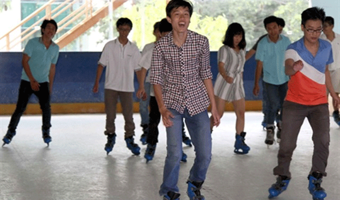 Le patinage sur glace, nouvelle coqueluche des jeunes vietnamiens