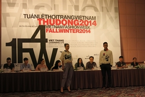 Semaine de la mode vietnamienne automne-hiver 2014 à Hanoi