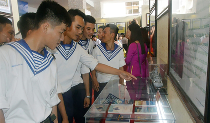 Exposition sur Hoàng Sa et Truong Sa à An Giang