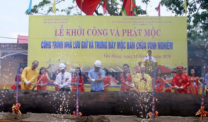 Mise en chantier d’une maison d’exposition sur les tablettes en bois de Vinh Nghiem