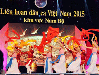Ouverture du Festival des chants folkloriques de la région du Nam Bo