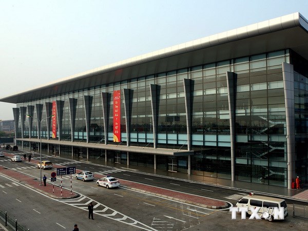 Chấn chỉnh thái độ phục vụ tại sân bay Nội Bài và Tân Sơn Nhất 