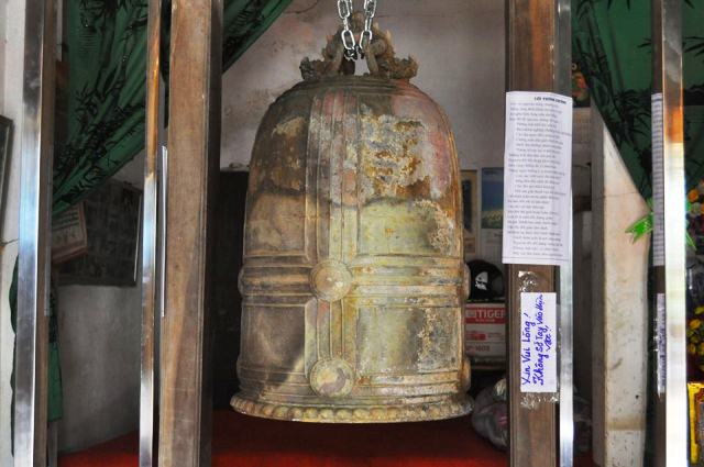 Une ancienne cloche en bronze découverte dans la province de Hung Yen