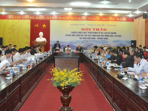 Tìm giải pháp phát triển kinh tế du lịch ở Hà Giang