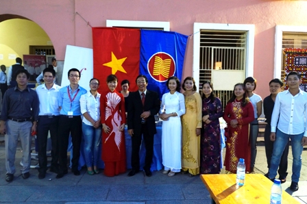 Le Vietnam à la Semaine de la Francophonie en Angola