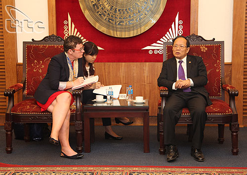 Ministre Hoang Tuan Anh a accueilli l’experte indépendante de l'Union européenne