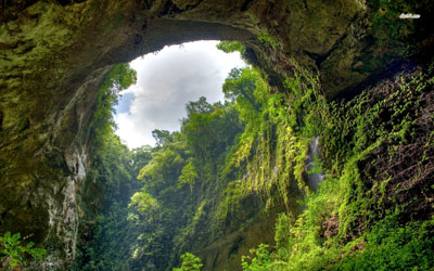 La chaîne américaine ABC tourne en direct d’une grotte vietnamienne