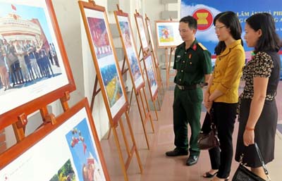 Thai Nguyen: exposition de photos et de documentaires sur l’ASEAN