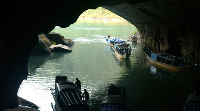 Quảng Bình hỗ trợ giá vé đi thuyền thăm động ở Vườn quốc gia Phong Nha - Kẻ Bàng