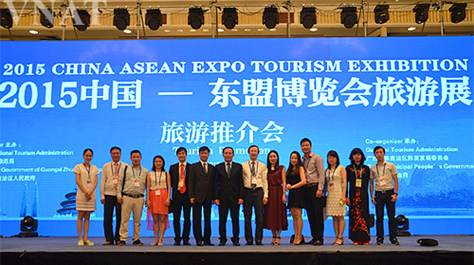 Tourisme du Viet Nam à la Foire - Exposition du Tourisme Chine – ASEAN 2015