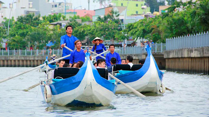Hô Chi Minh-Ville : Ouverture du circuit en barque sur le canal Nhieu Loc – Thi Nghe