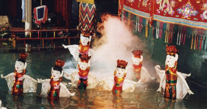 L'art des marionnettes sur l’eau du Viet Nam séduisent les Français