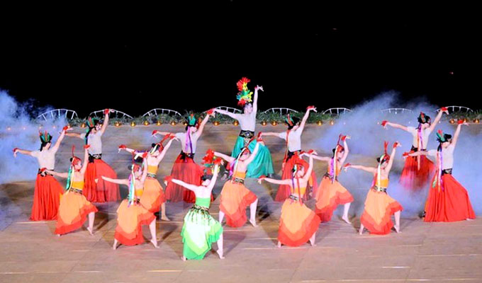 Une vingtaine de troupes de 15 pays attendus au Festival de Hue 2016
