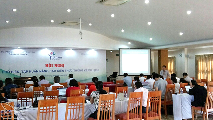 TCDL tổ chức phổ biến, tập huấn thống kê du lịch tại Kiên Giang