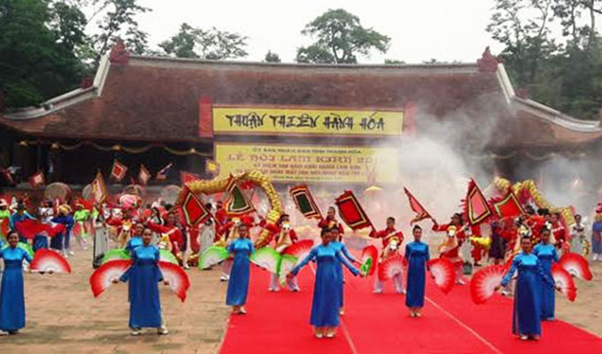Sôi động Lễ hội Lam Kinh 2016