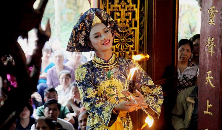 Ha Noi se prépare pour le festival du culte des Déesses-Mères