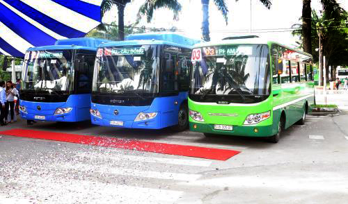 TP. Hồ Chí Minh khai trương 3 tuyến xe buýt kiểu mẫu 