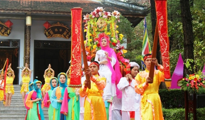 Đặc sắc Lễ hội đền Huyền Trân Công chúa tại Huế