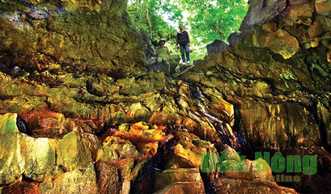 Công viên Địa chất Núi lửa Krông Nô (Đắk Nông) - Phong phú tiềm năng du lịch