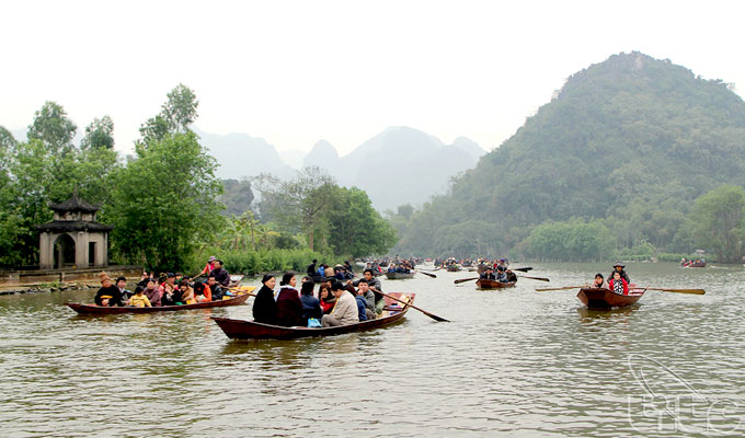 Le Festival de la pagode Huong accueille 1,4 million de visiteurs