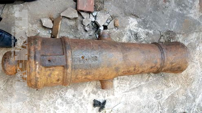 Un canon de 200 ans découvert à Quang Ninh
