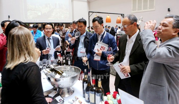 Tasting France 2018: les vins et spiritueux français présentés aux Vietnamiens