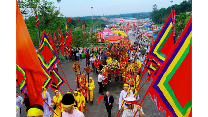 Ouverture de la fête des rois Hùng à Phu Tho