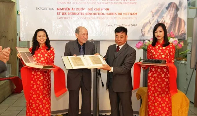 Triển lãm về Chủ tịch Hồ Chí Minh và các nhà yêu nước Việt Nam