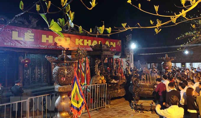 Hàng vạn người về dự khai ấn đền Trần - Nam Định năm 2019