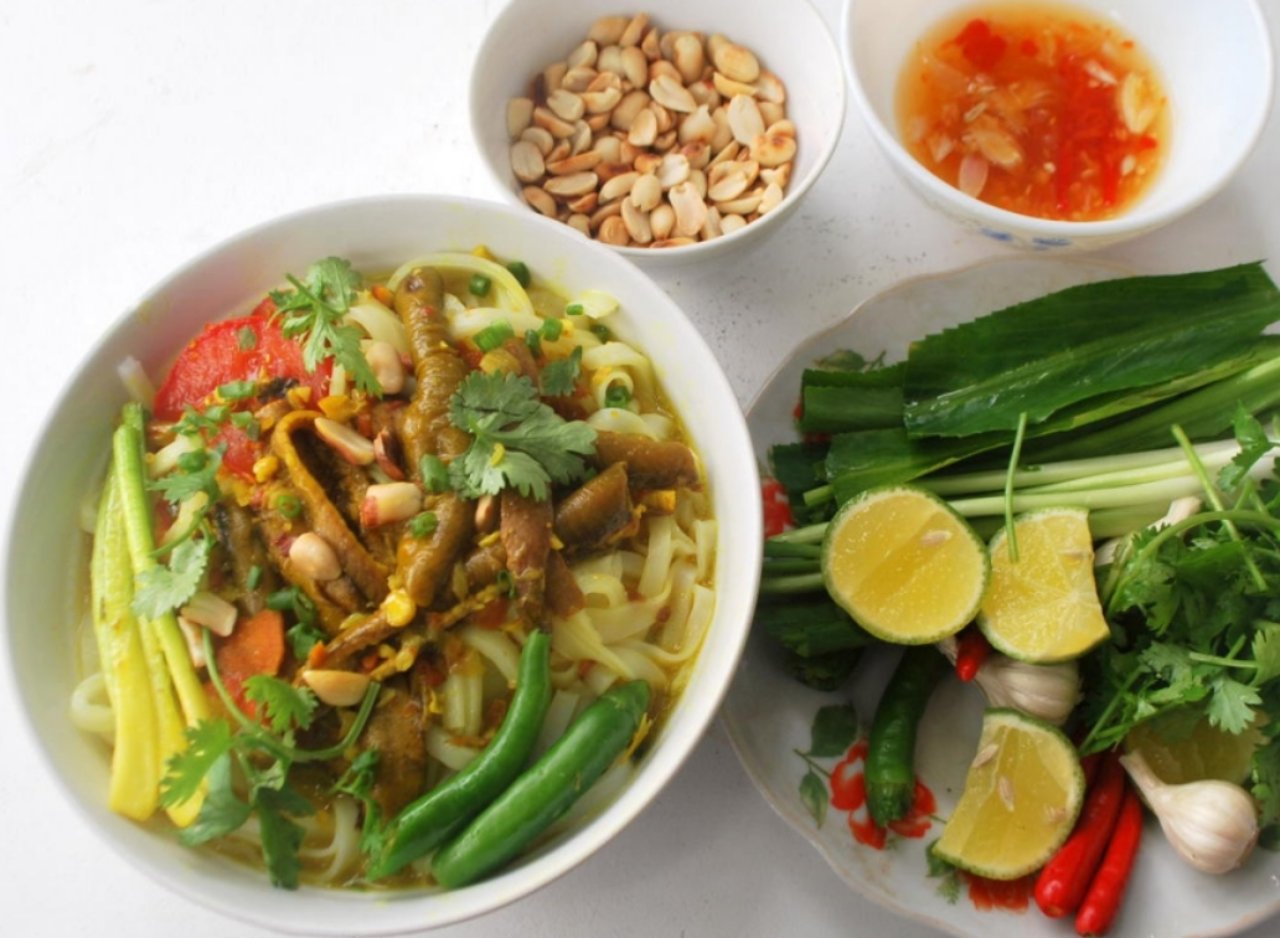 Dai Loc offers the best Quang-style noodle soup