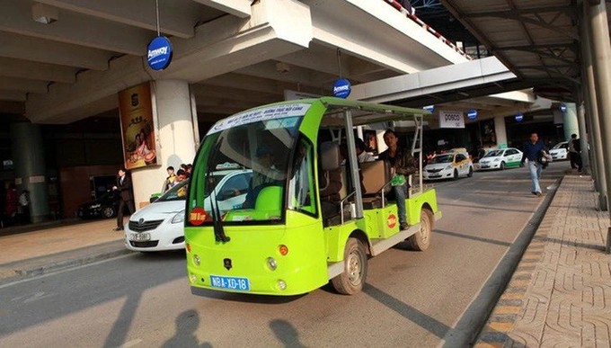 HCMC approves pilot plan using electric vehicles in tourism