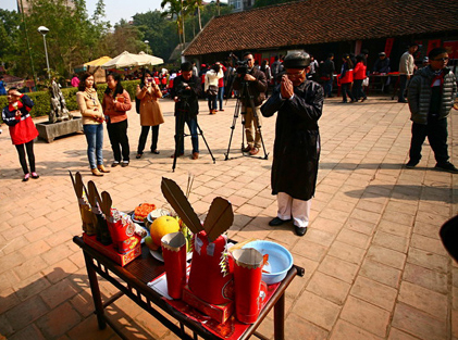 De riches activités culturelles folkloriques à l'occasion du Têt Tao Quân