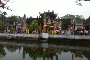La fête du temple de Lac Long Quân reconnue patrimoine culturel immatériel national