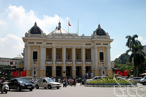 Trois anciens théâtres d’architecture française au Vietnam 
