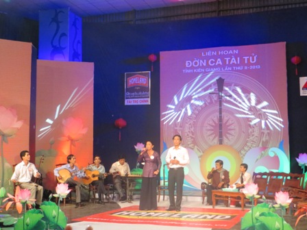 Le Festival du don ca tài tu de la province de Long An