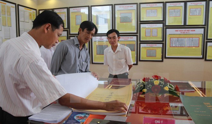 Exposition sur Hoang Sa et Truong Sa à Phu Yen 