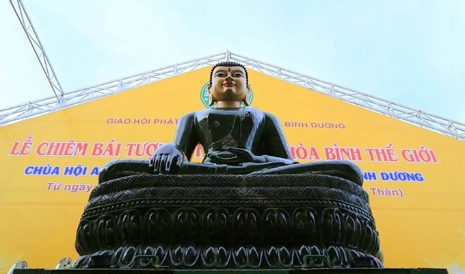 Tây Ninh accueillera la statue du Bouddha de Jade pour la paix universelle