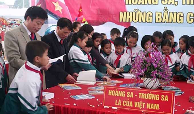 Exposition sur Hoàng Sa et Truong Sa à Thai Nguyên