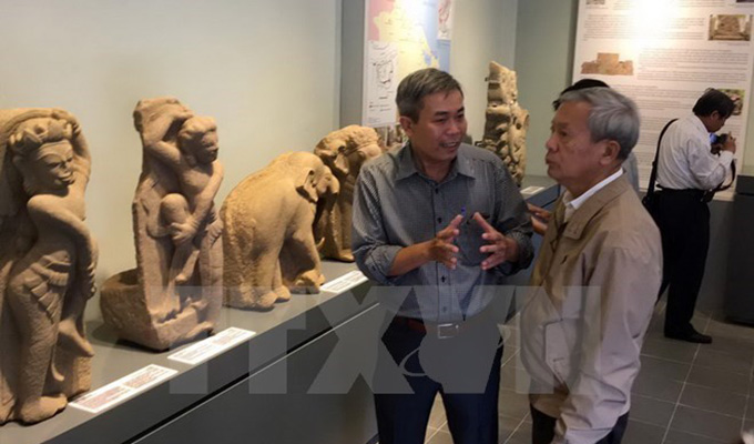 D’anciens objets Cham exposés à Hue