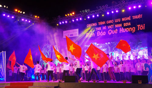 Viêt Kiêu : la colonie de vacances d’été 2014 à Dà Nang