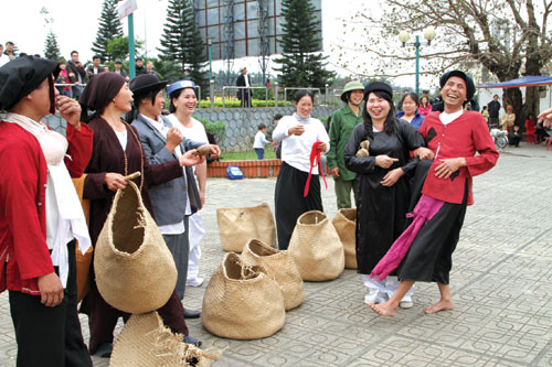  Chạy ró, un jeu original des habitants de Bac Ninh