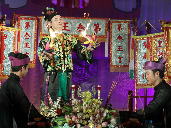 Hanoi : Bientôt le Festival du culte de la Déesse Mère 2014