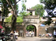 La porte Quan Chuong à Hanoi retrouve son lustre