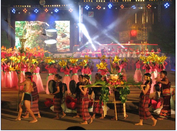 2e Festival de chants, danses et musiques des 3 pays d'Indochine
