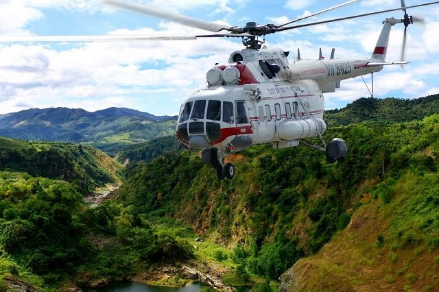 Quang Binh : la grotte Én... en hélicoptère ! 
