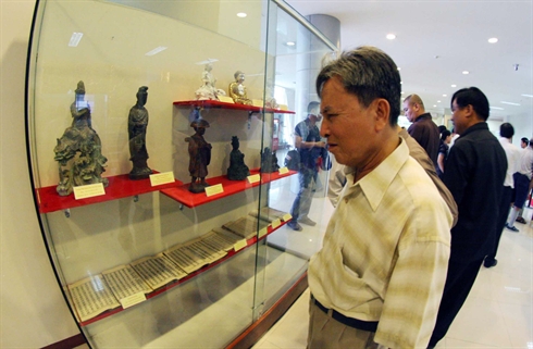 Quang Nam : préserver les objets anciens, un enjeu pour Hôi An
