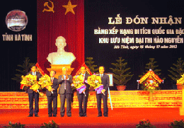 Hà Tĩnh đón nhận Bằng xếp hạng di tích Quốc gia đặc biệt Khu lưu niệm Đại thi hào Nguyễn Du
